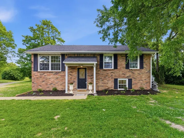 1690 Menelaus Rd, Berea, KY 40403