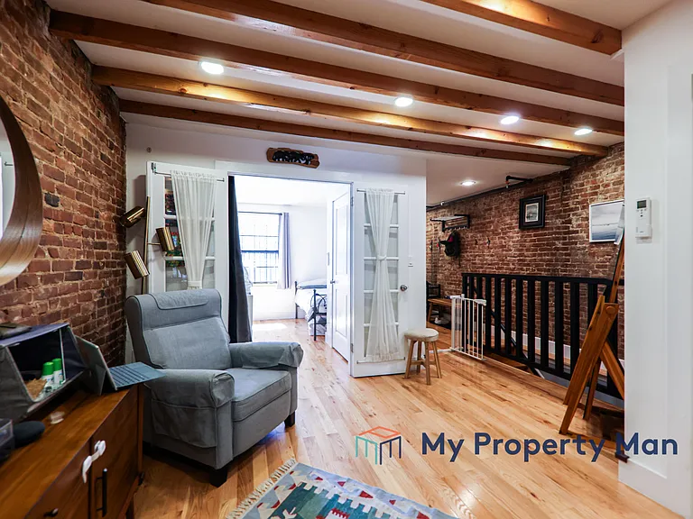 753 Monroe St #1 — Photo 6