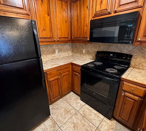 4th image of 2617 Kelli Dr #1
