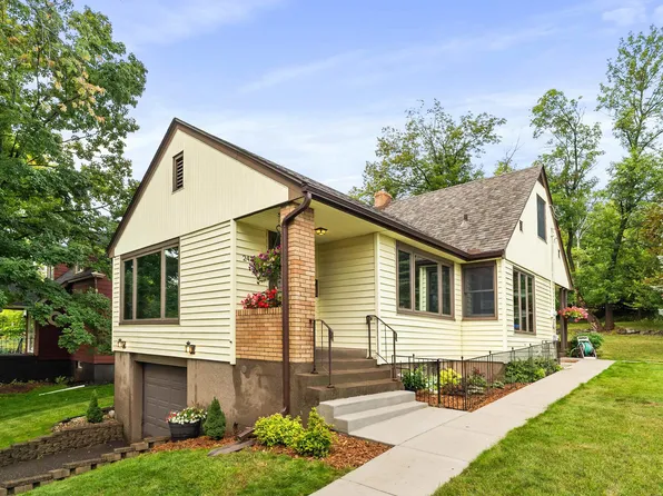 2431 Branch St, Duluth, MN 55812