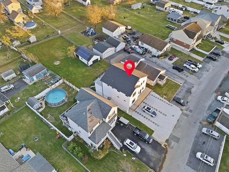 6931 River Dr — Photo 63