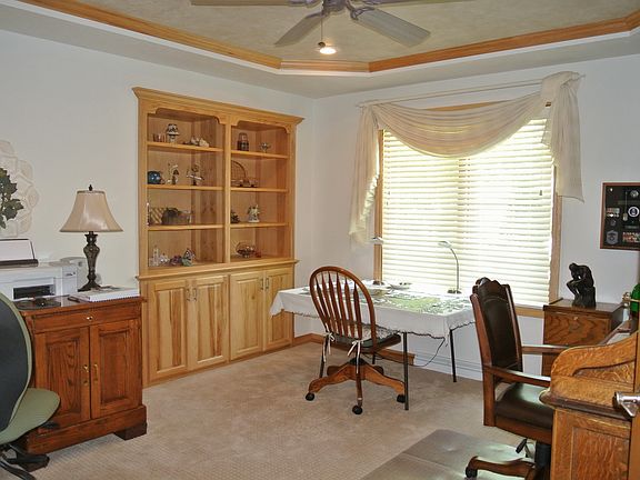 4th image of 2876 Sleepy Hollow Dr