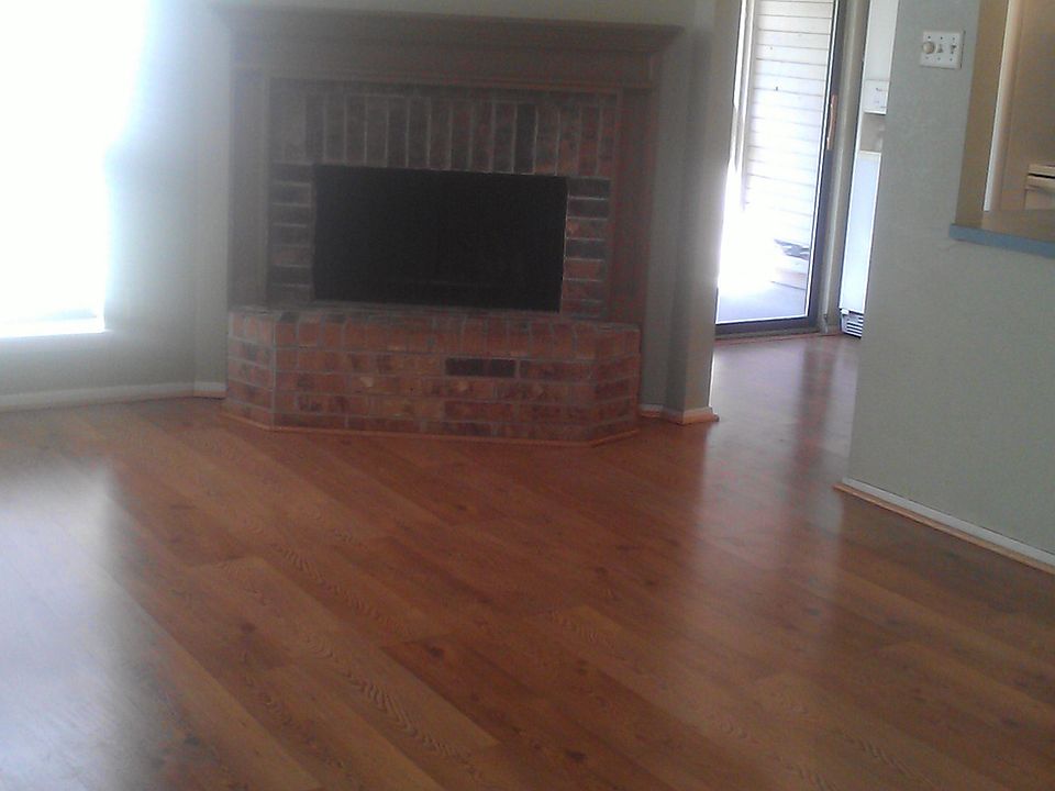 1st image of 1400 E Bayou Pkwy APT 4A