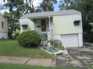 9725 Gerling Pl, Saint Louis, MO 63114