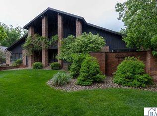 710 Summit Ave, New Ulm, MN 56073
