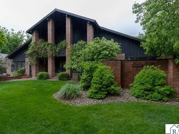 710 Summit Ave, New Ulm, MN 56073