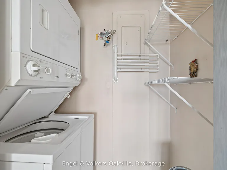 1055 Dundas St E #184 — Photo 25