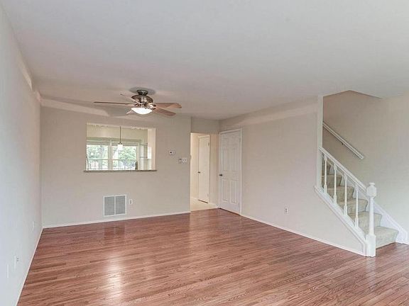4th image of 6111 Bristol Way