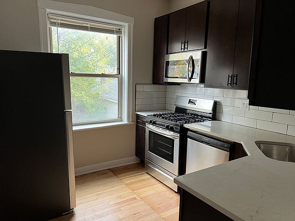 2nd image of 4035-37 N Central Park Ave #4037-2