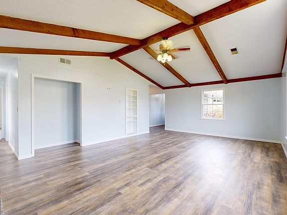 4th image of 273 Lee Road 219