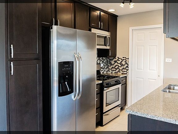 3rd image of 7946 163rd Ct #7946