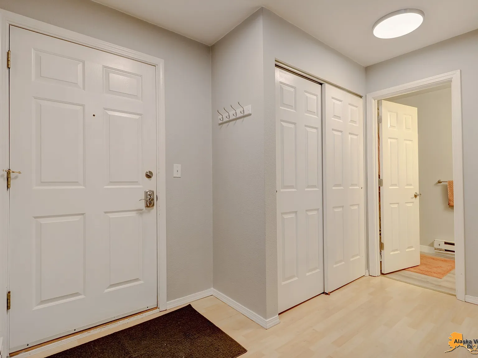 1 bed, 760 sqft, $1,600 — Photo 3