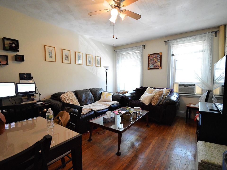 1st image of 90 Brainerd Rd APT 4