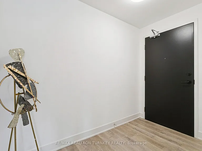 185 Deerfield Rd #18 — Photo 32
