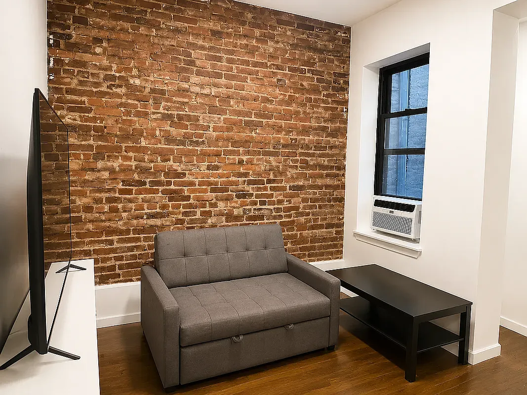 298 Palmetto Street — Photo 1