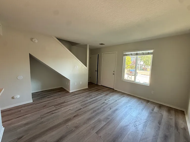 9905 El Camino Real #14 — Photo 10
