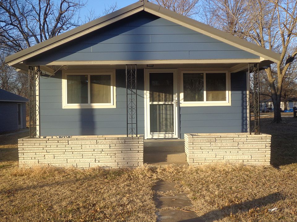 Remodeled shotgun house