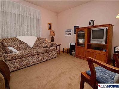 4th image of 8714 Cherry Lane Ct