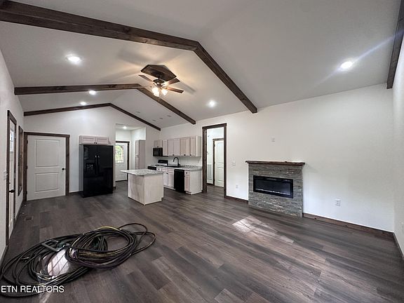 5th image of 831 Remington Rd #285AC