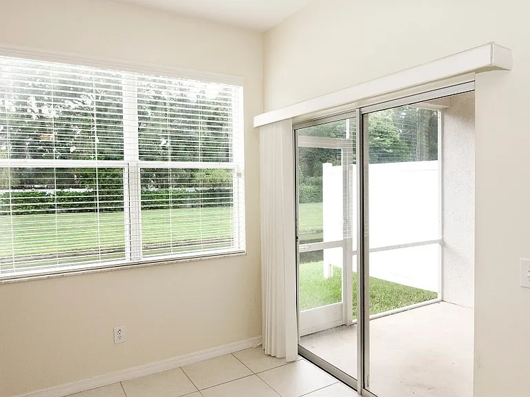 3998 Deberry Dr — Photo 7
