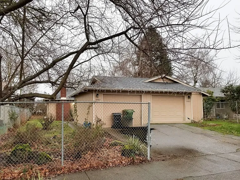 4483-4485 Campbell Dr SE — Photo 1