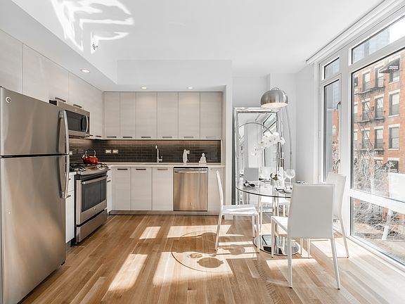 4th image of 501 E 74th St APT 16A