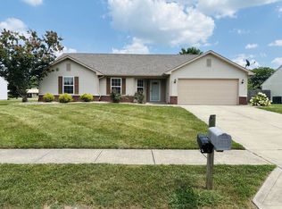 975 Peony Ln, Fortville, IN 46040
