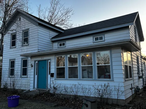 915 Madison St, Sauk City, WI 53583