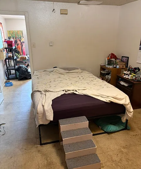 2718 Jackson Ave — Photo 5