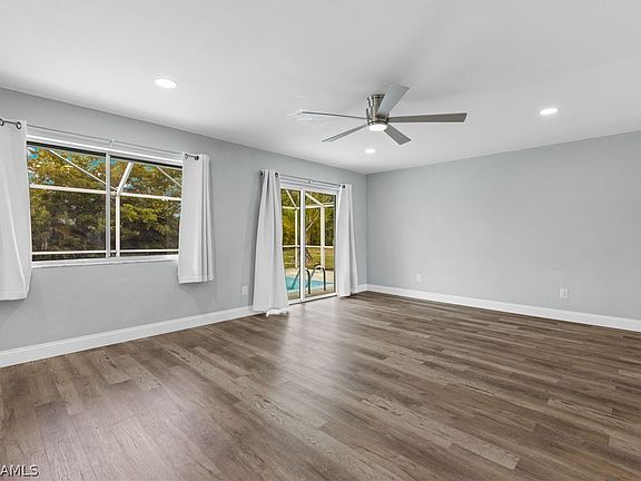 5th image of 655 NE 15th Ct
