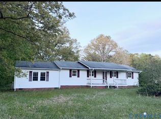 105 Rhode Island Ln, West Point, VA 23181