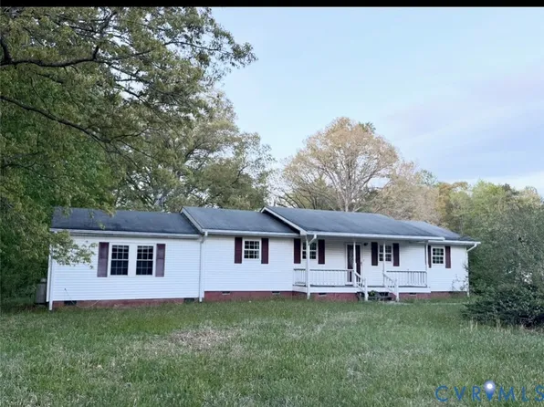 105 Rhode Island Ln, West Point, VA 23181