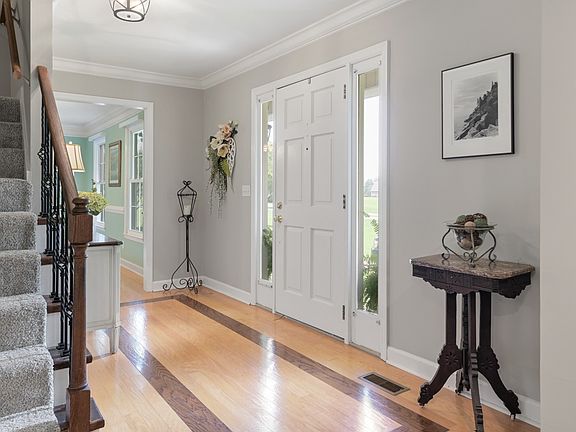 4th image of 1018 S Browns Ln