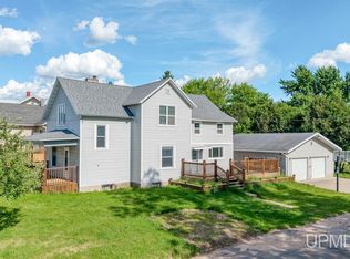 601 E Margaret St, Iron Mountain, MI 49801