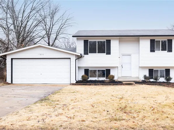 11646 Briarbrae Ct, Saint Louis, MO 63138