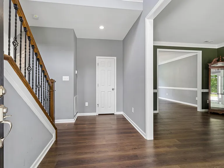 101 Sycamore Ln — Photo 9