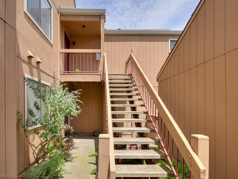 1st image of 8015 Arcade Lake Ln
