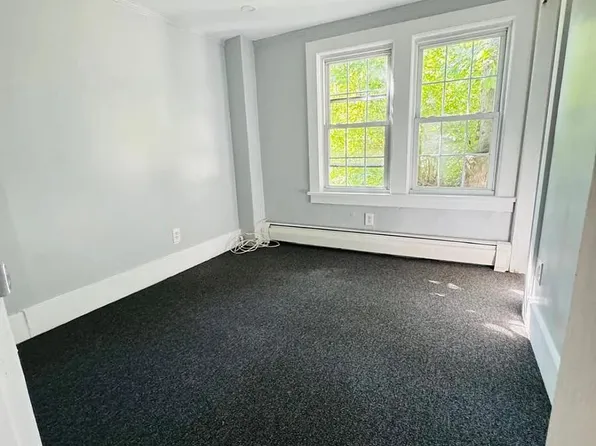 20 Mount St #C, Red Bank, NJ 07701