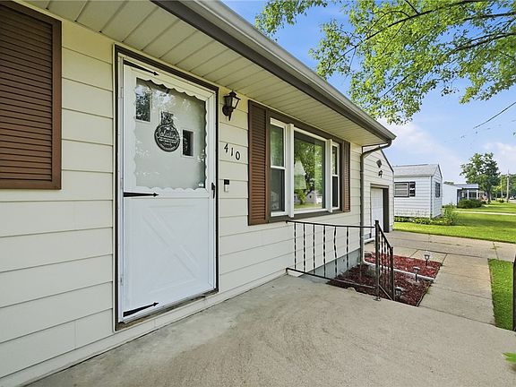 4th image of 410 Brelsford Ave