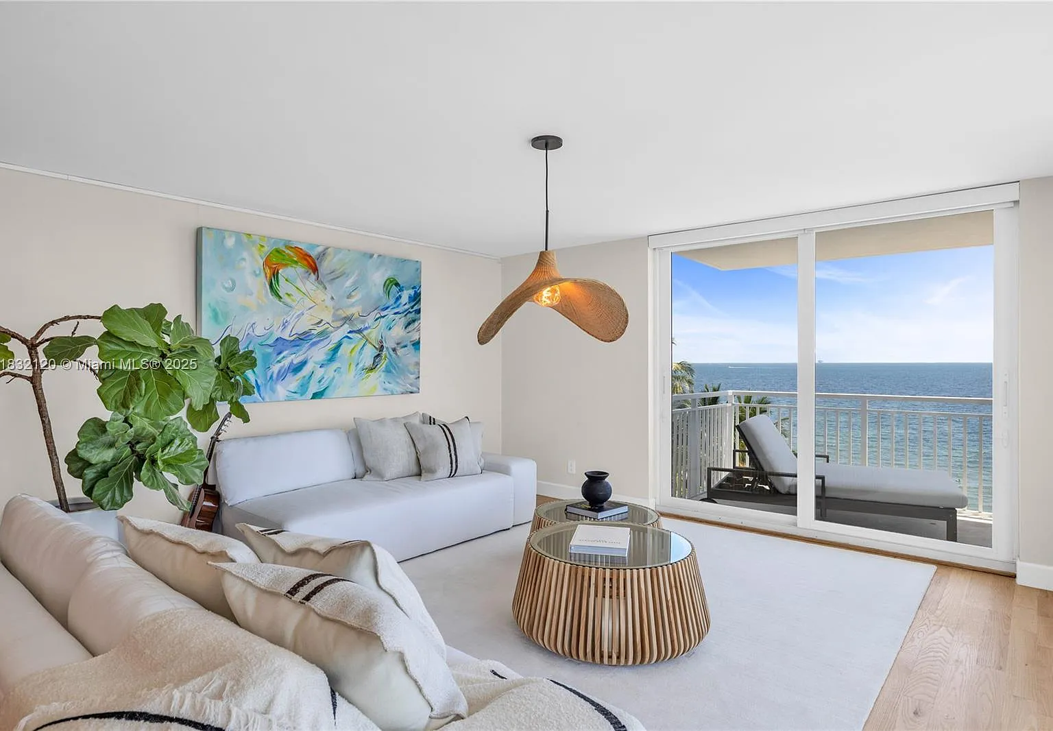 Sands Of Key Biscayne Con — Photo 4