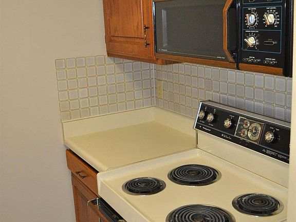 5th image of 3001 S 51st Street Ct Unit 337