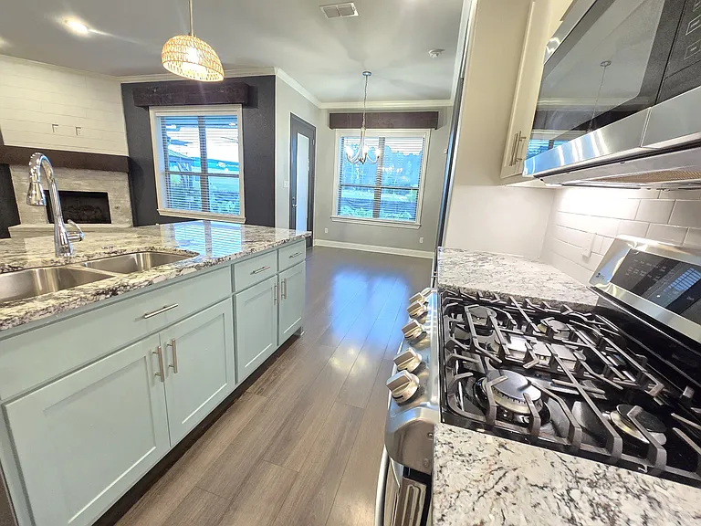 11513 Lindsey Garden Dr — Photo 27
