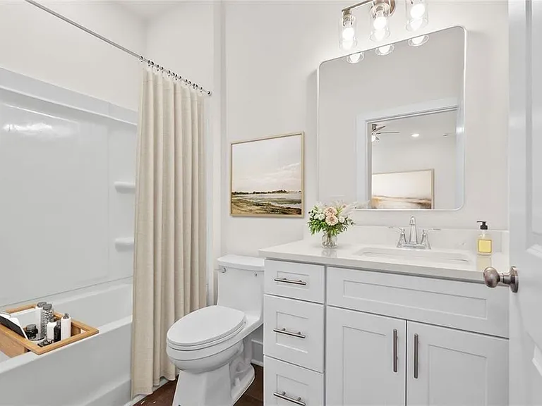 195 W Lake Ave NW #1 — Photo 6