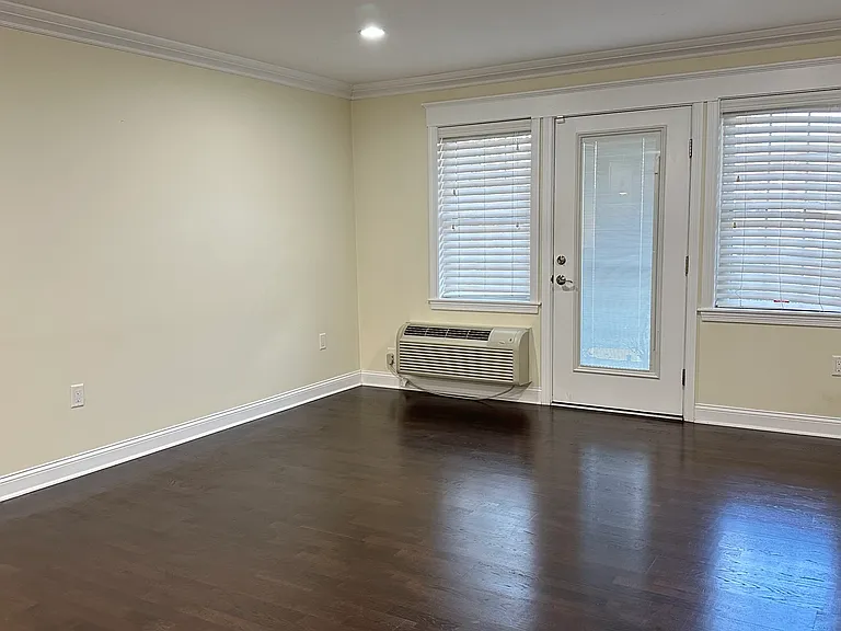 39 Fayette St #102 — Photo 5