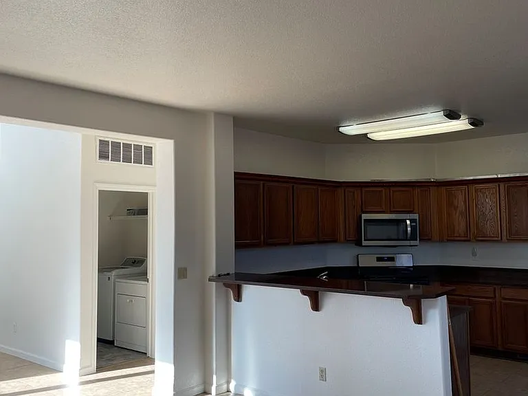 3151 Sky Country Dr — Photo 15