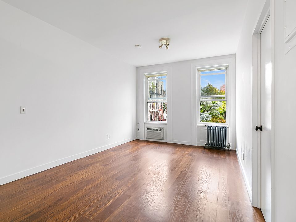 1st image of 373 Bleecker St #3D