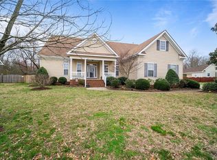 1119 Driver Pointe Ct, Suffolk, VA 23435
