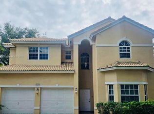 2136 NW 4th St, Fort Lauderdale, FL 33311