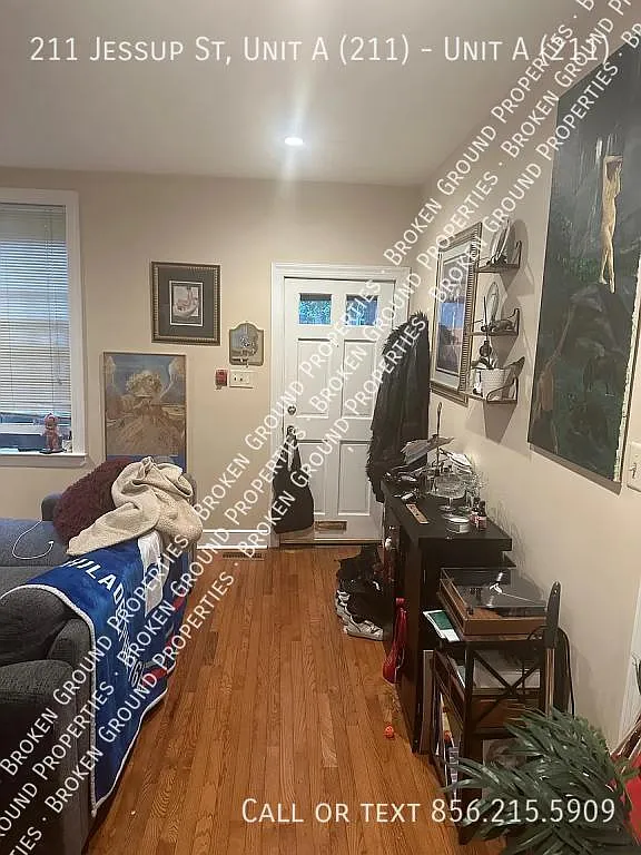 211 Jessup St, Unit A (211) — Photo 2