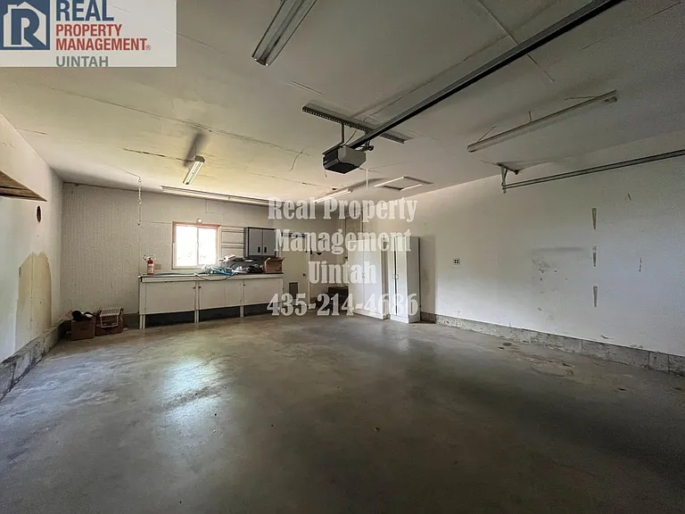456 S 3130 W — Photo 26